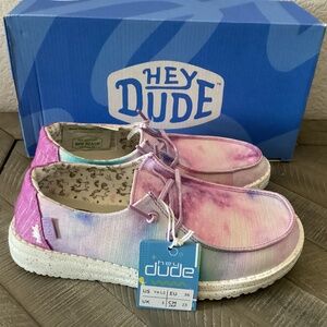 HEY DUDE Girls Wendy Dreamer Casual Moccasin Sneakers, size Y4/L5, EU36